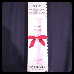 Fresh Soy Face Cleanser W Rose Face Mask